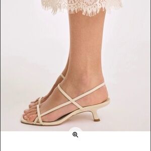 Reformation Serenity Bare Sandal Ivory - Size 9